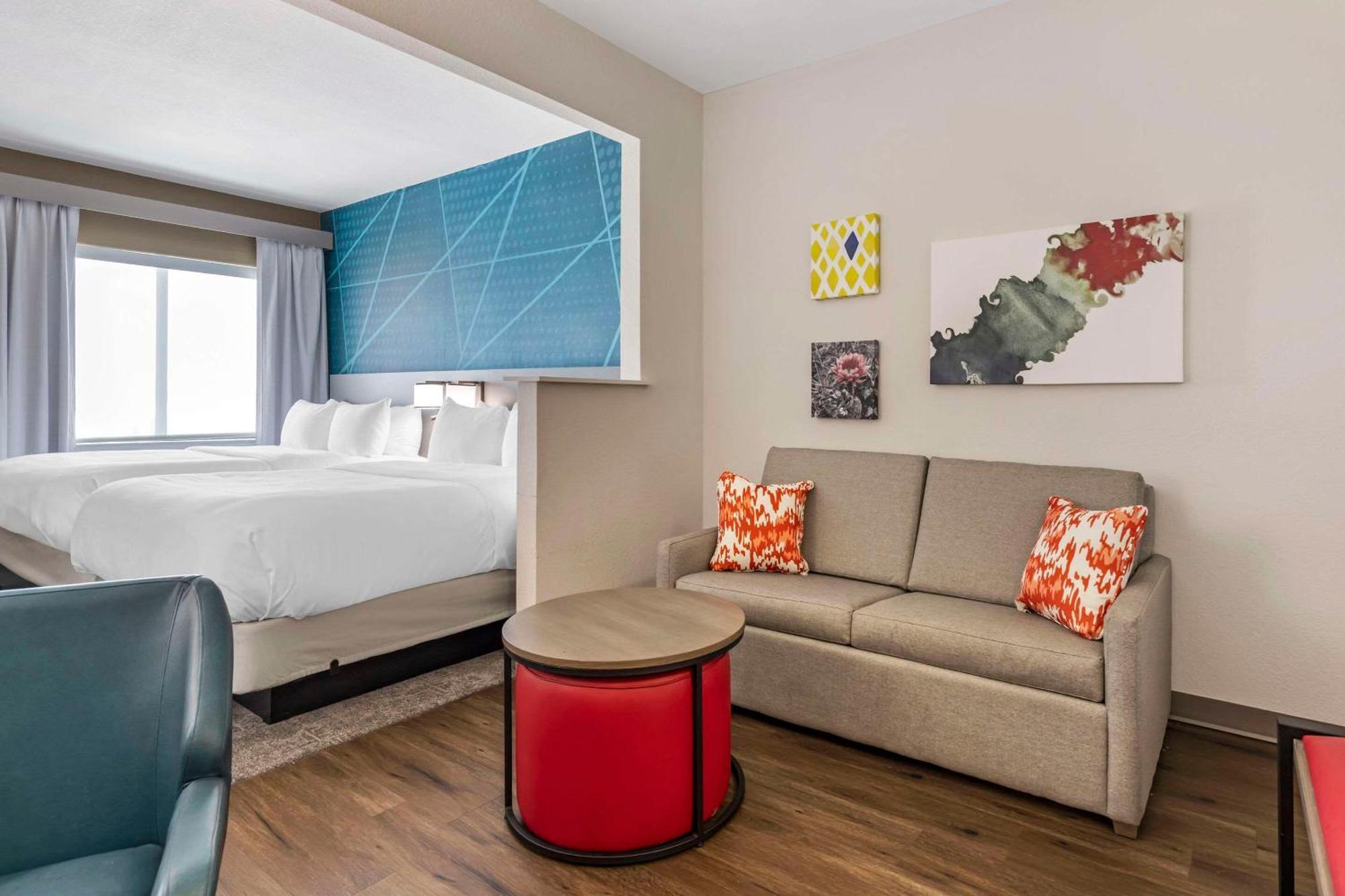 Comfort Suites Ларедо Экстерьер фото